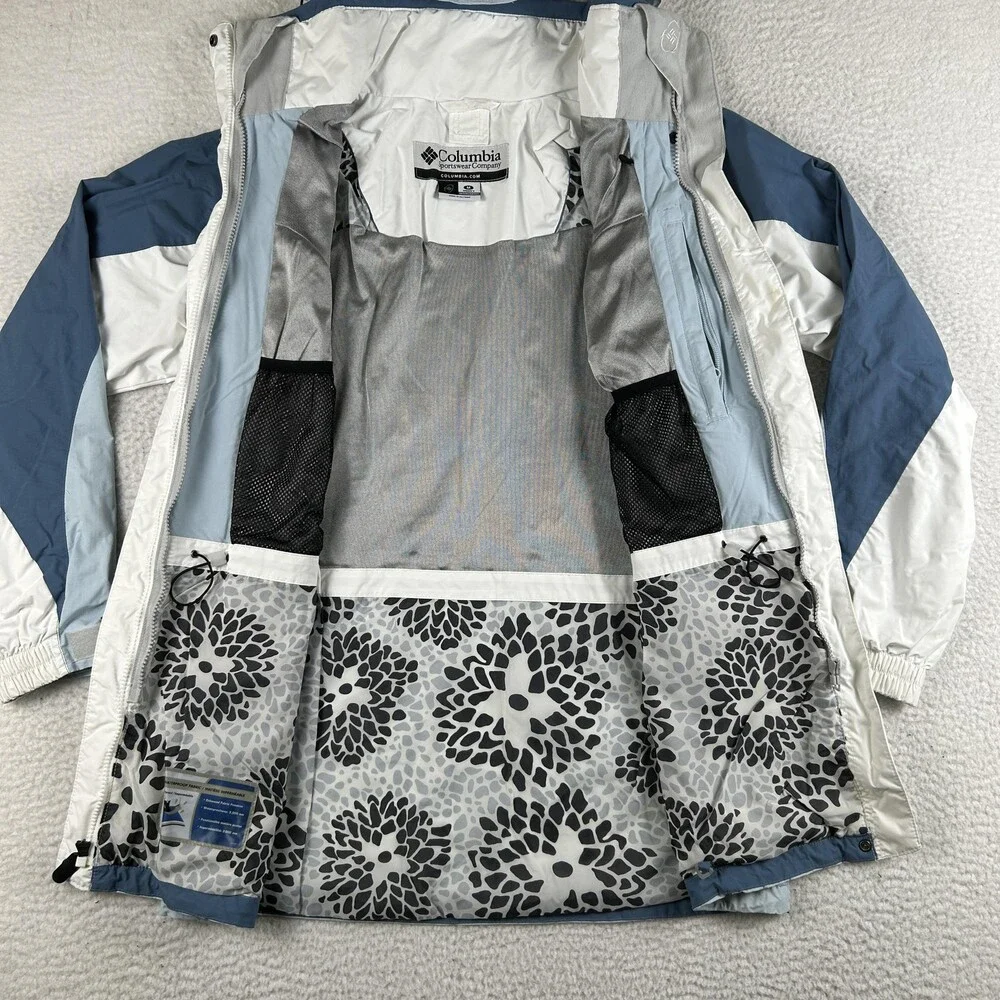 Columbia brand sportswear